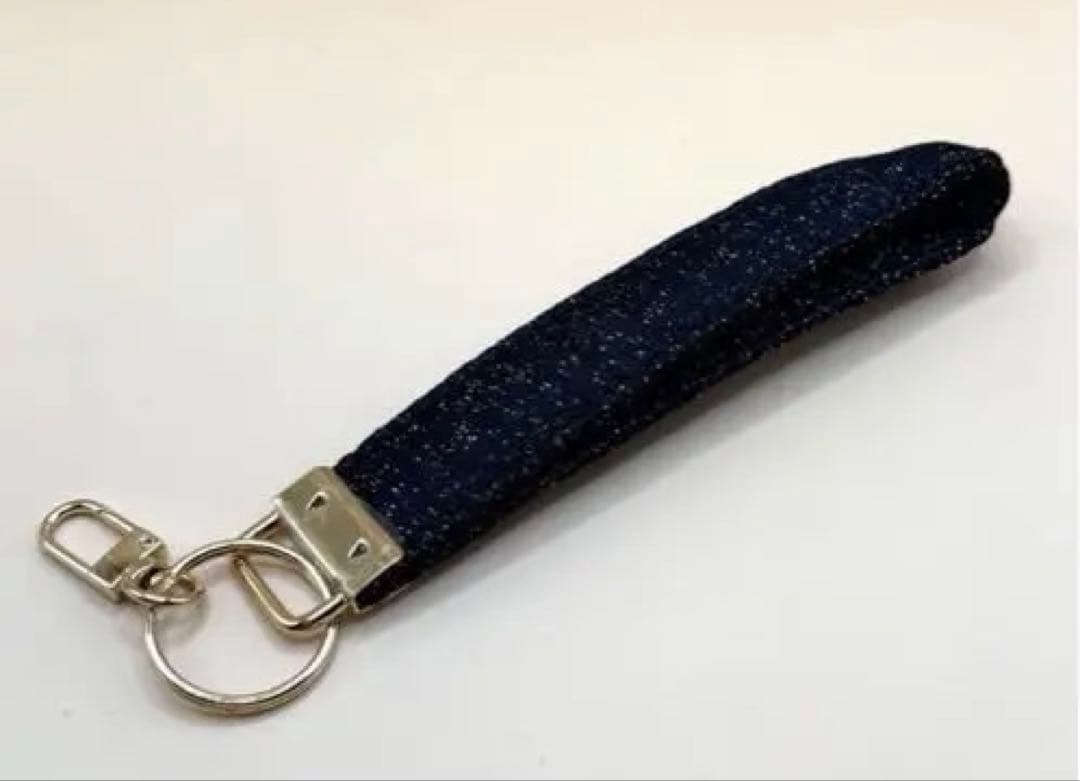非売品　ノベルティ　CHANEL ラメ　カバン　ゴールドチェーン　新品　未使用