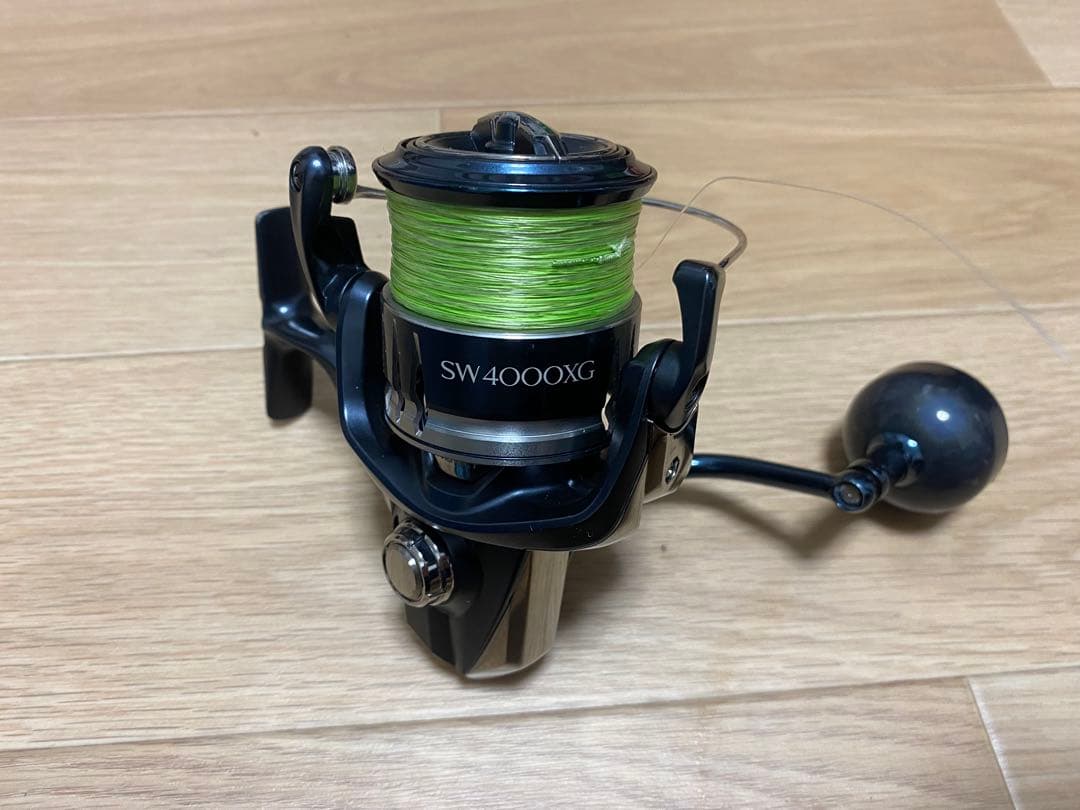 STRADIC SW4000XG スピニングリール