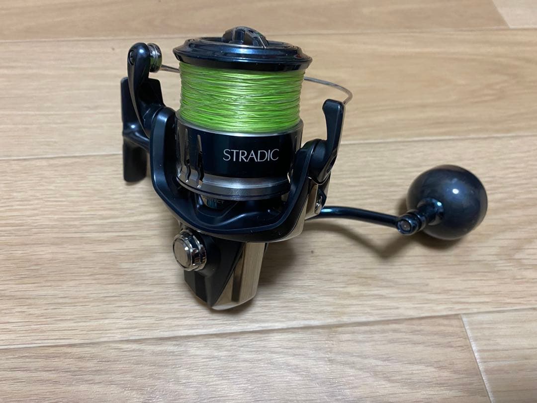 STRADIC SW4000XG スピニングリール