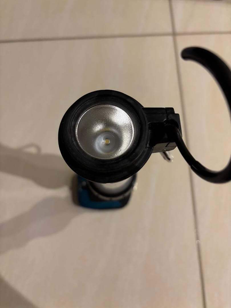 Makita LED ハンディライト フック付き