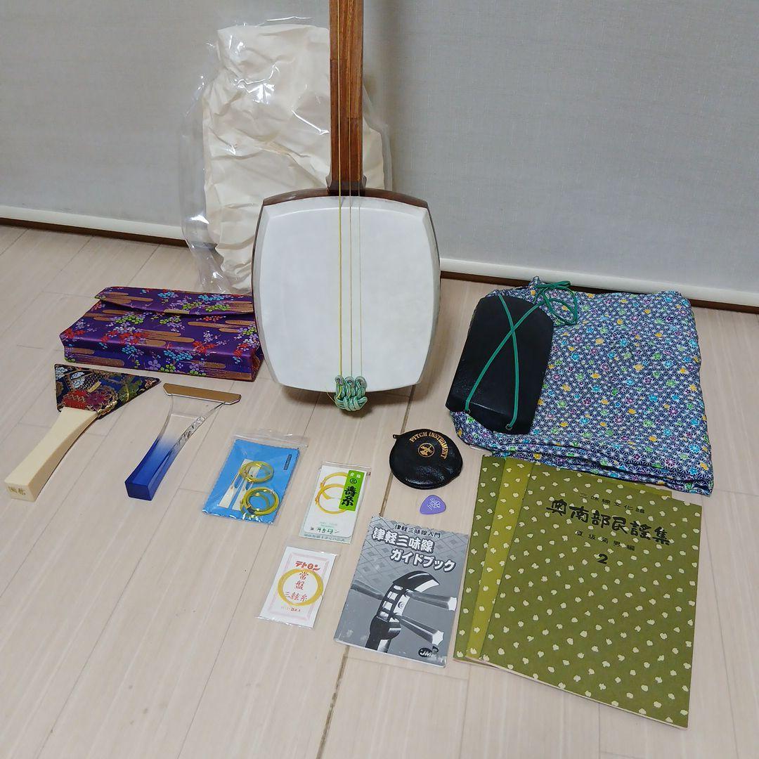 n*i様 津軽三味線本体と付属品一式