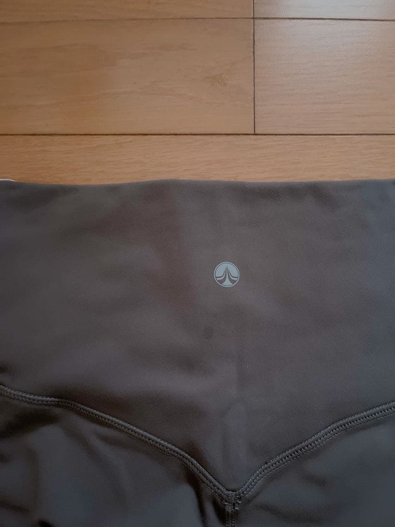 新品未使用sukalaベーシックトレンカレギンス　size Sブラウン