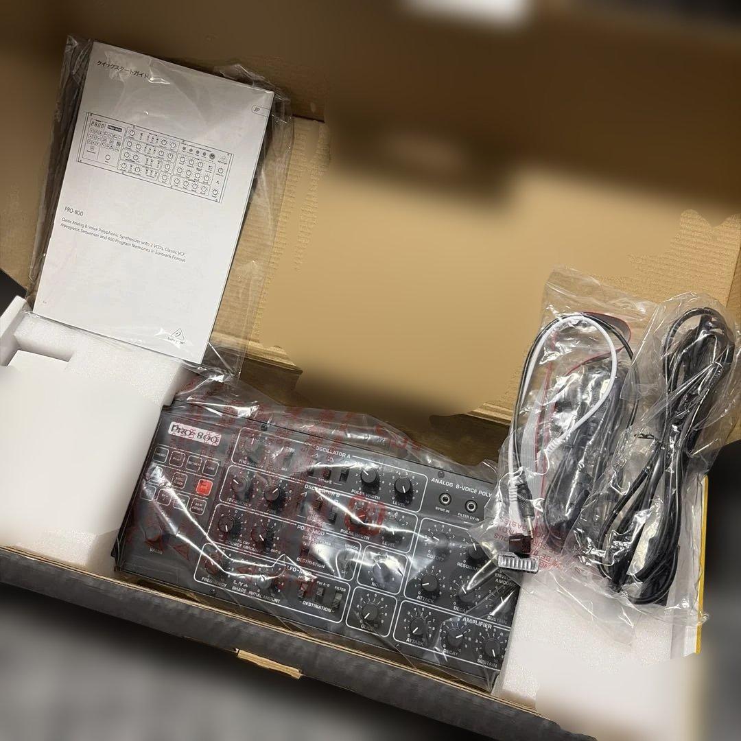 BEHRINGER Pro-800 アナログシンセサイザー 新品同様