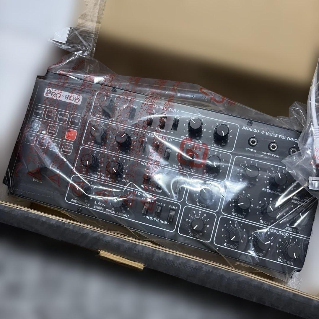 BEHRINGER Pro-800 アナログシンセサイザー 新品同様