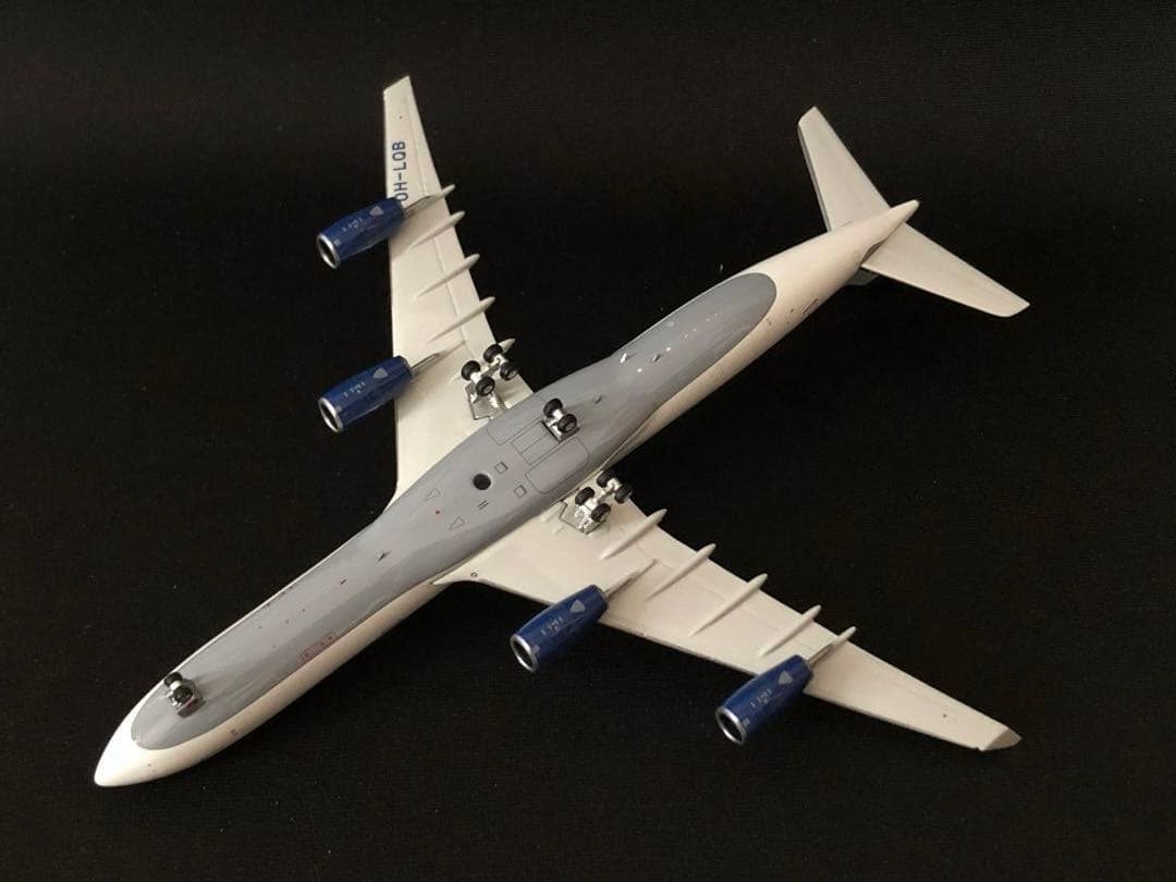 航空機・ヘリコプター FINNAIR A340-300 OH-LQB