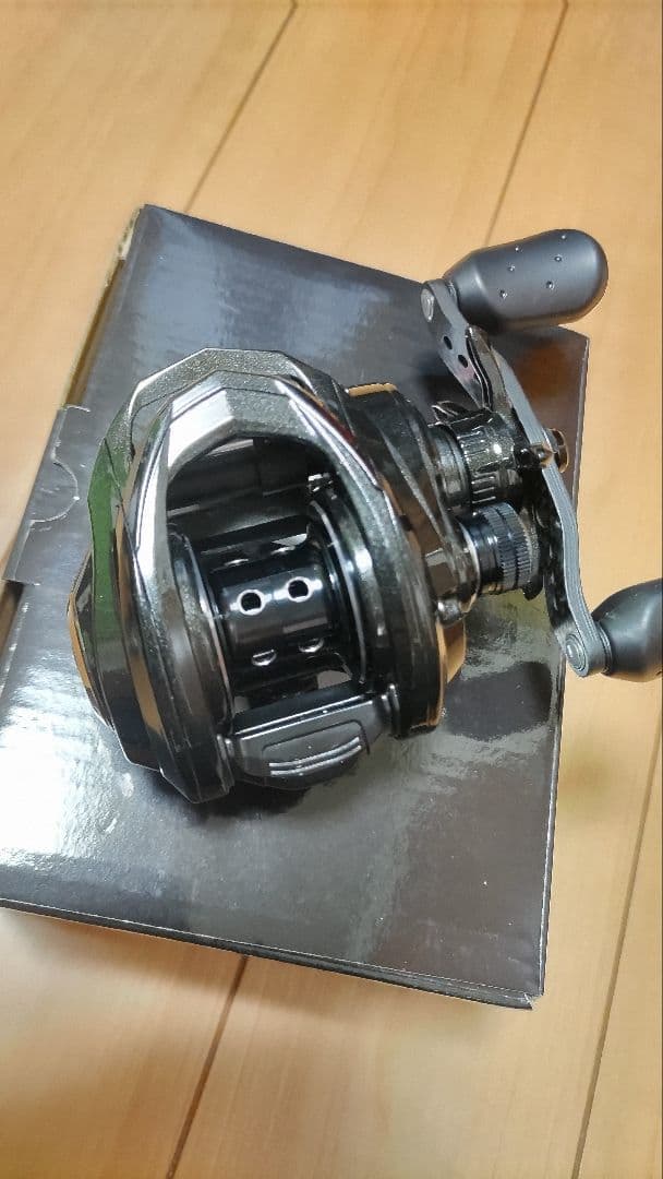 アブガルシア ロキサーニ7 右