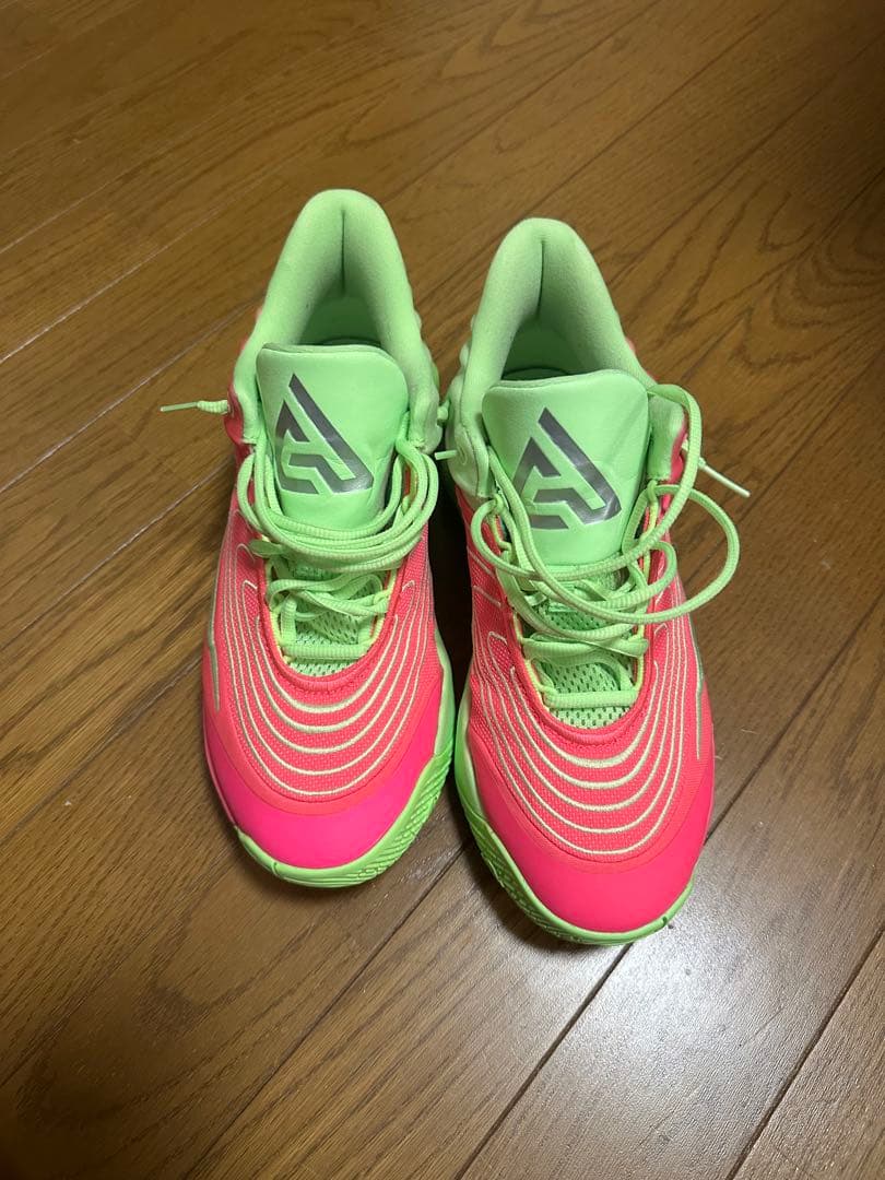 NIKE ヤニス イモータリティ4 バッシュ