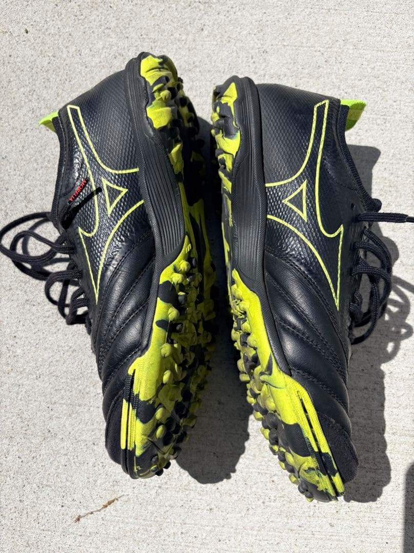 MizunoMORELIANEO SALA βJAPAN TF モレリア25cm