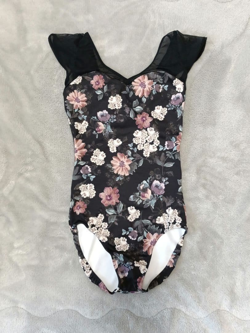 【新品】stina レオタード　Lサイズ