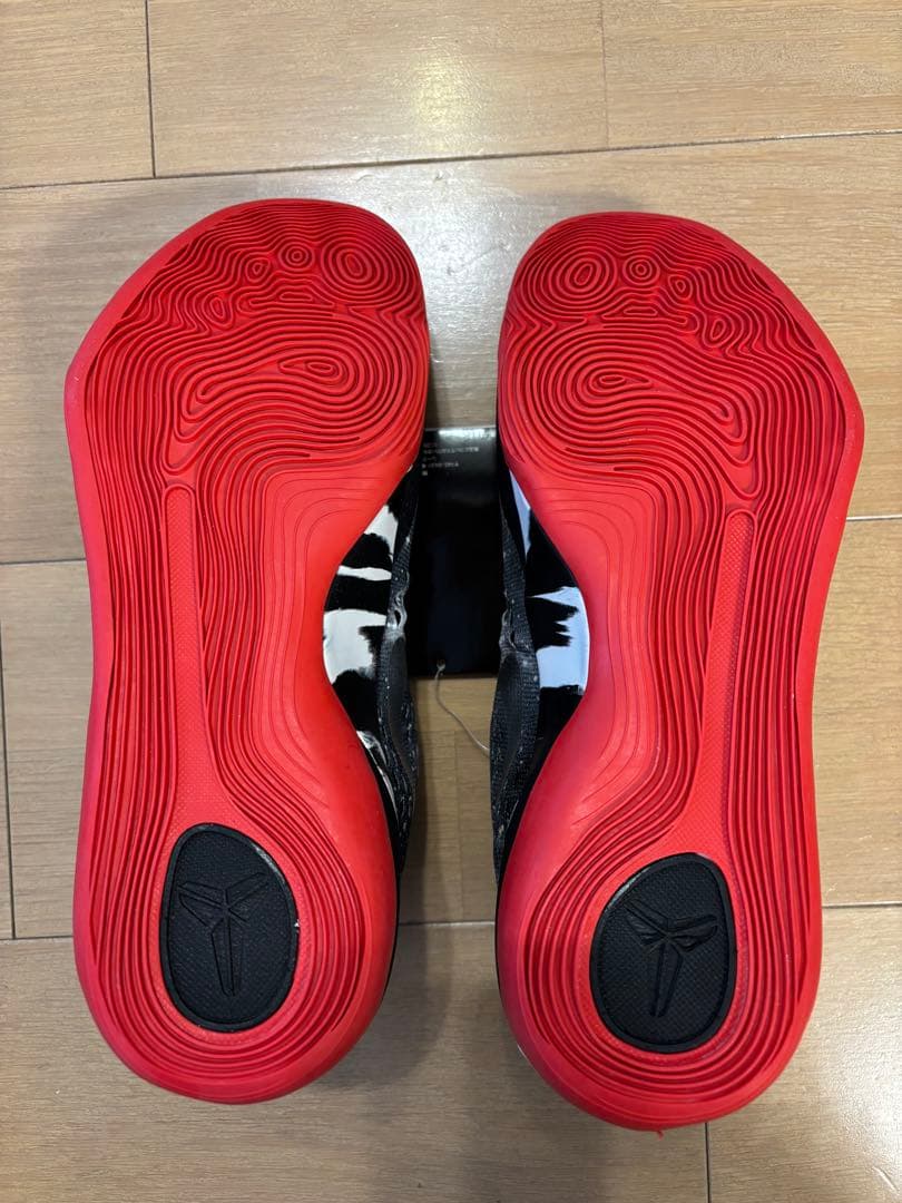 Nike Kobe 9 バスケットボールシューズ