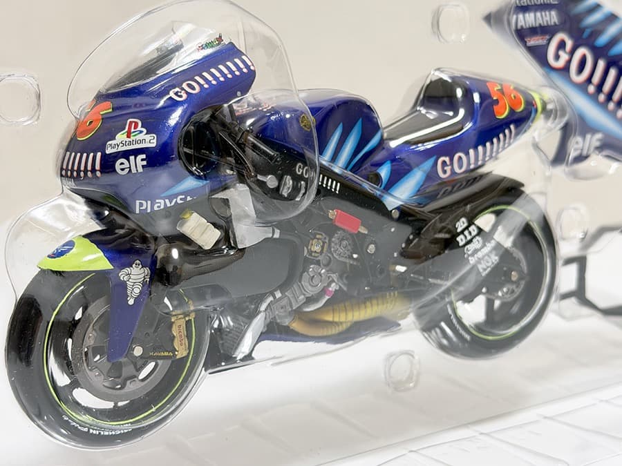 ミニチャンプス 1/12 ヤマハ YZR500 MotoGP 2002 中野真矢