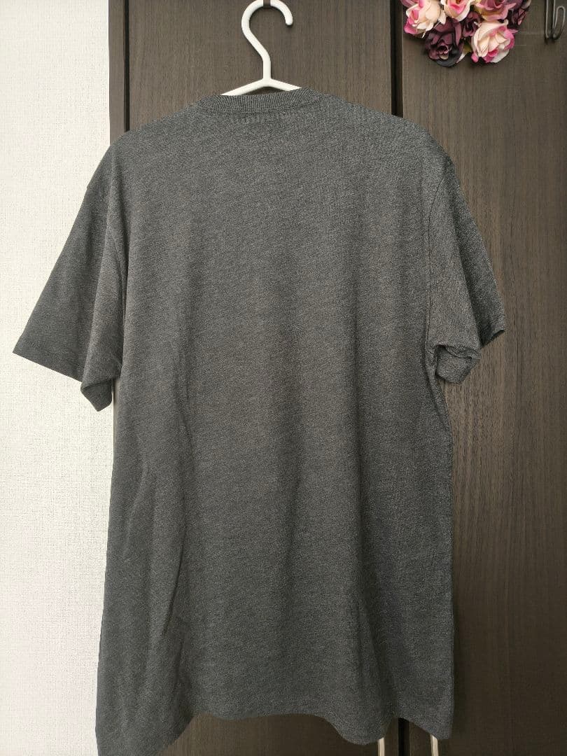 SIMMS ☆ シムス チャコールグレーのＴシャツ 新品未使用タグ付