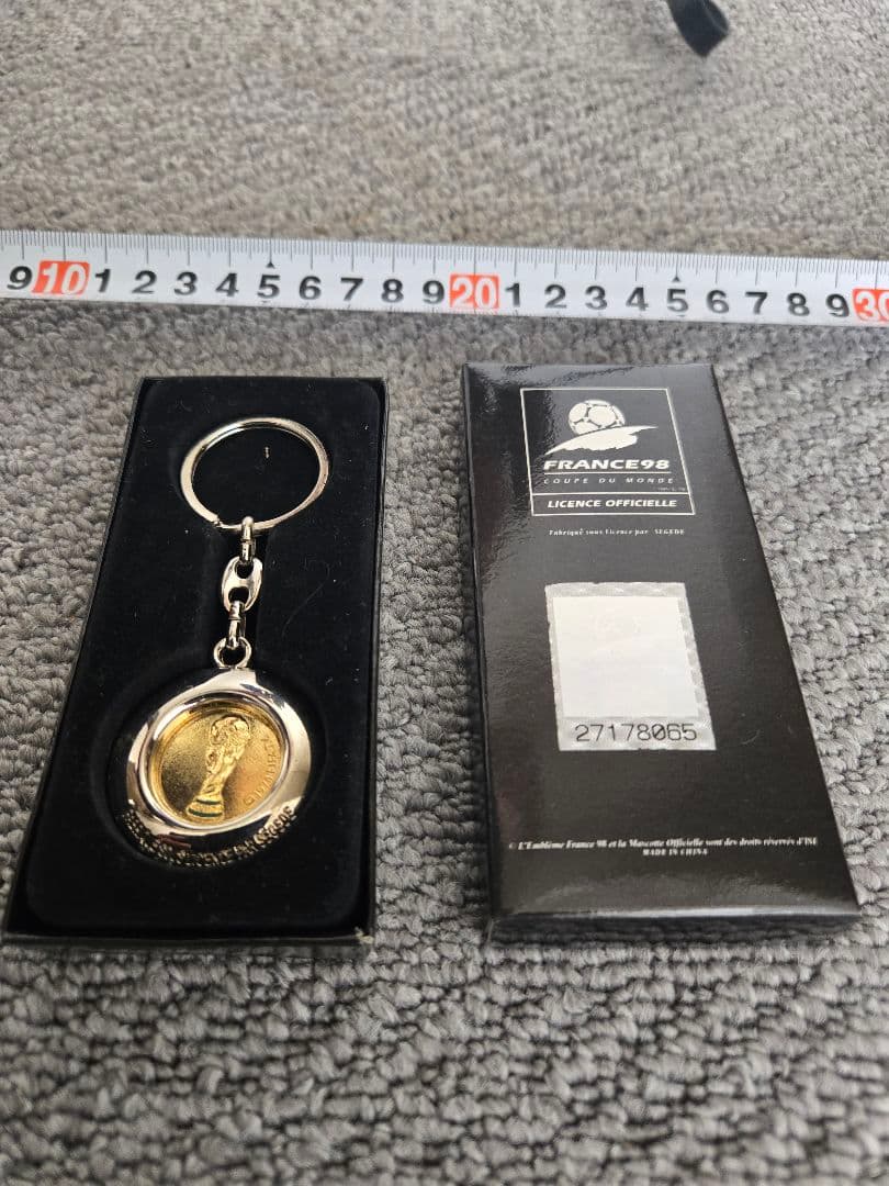 フランスワールドカップ　記念キーホルダー