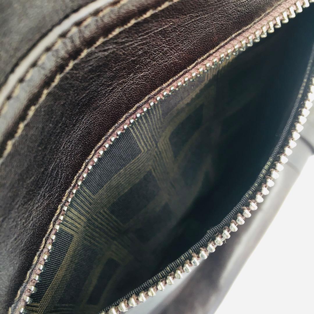 フォッシル FOSSIL ショルダーバッグ ビジネスバッグ 機能性バッグ レザー