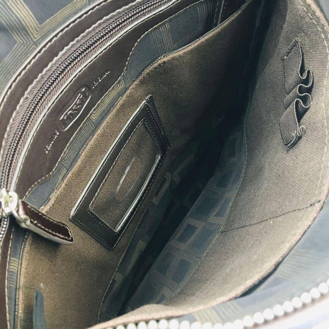 フォッシル FOSSIL ショルダーバッグ ビジネスバッグ 機能性バッグ レザー