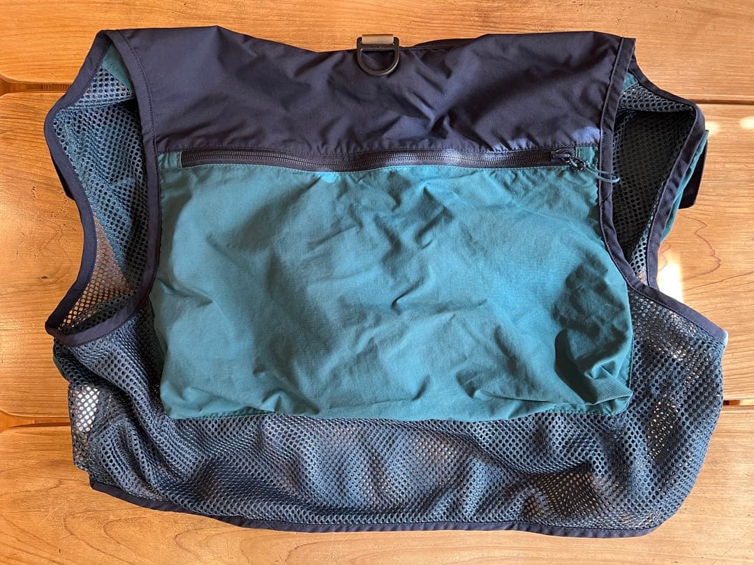 SIMMS トリビュータリーベスト　Mサイズ