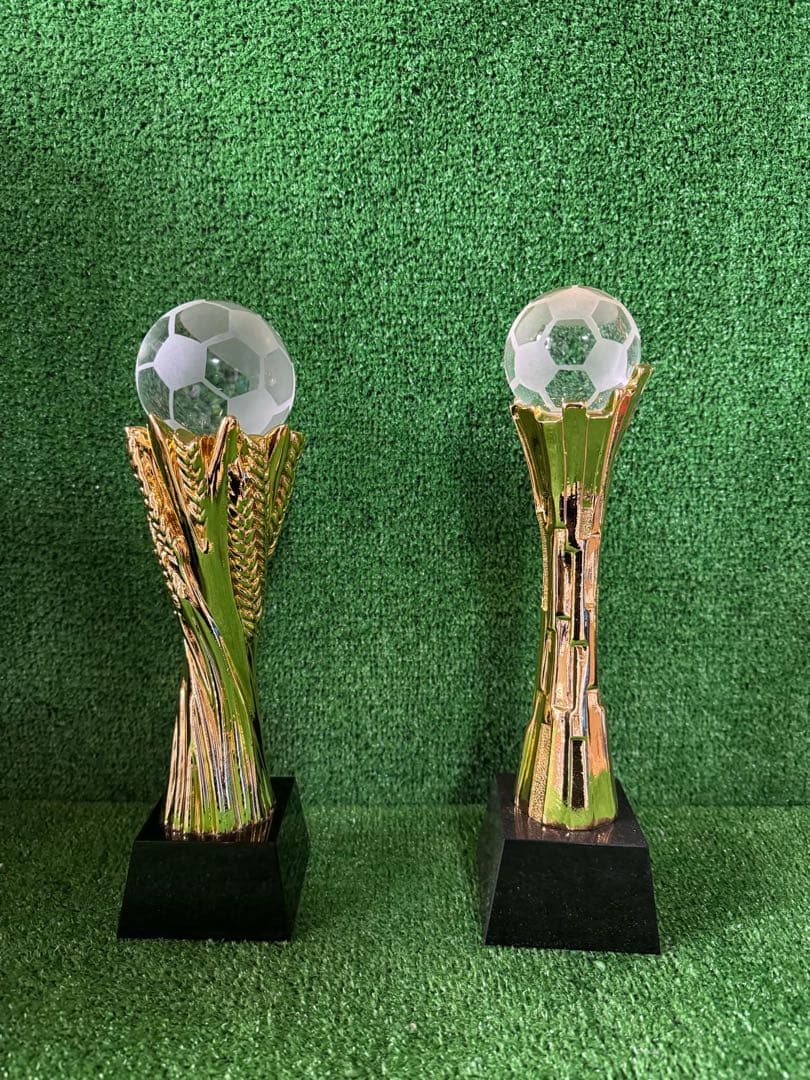 全国青少年サッカー大会トロフィー2個セット