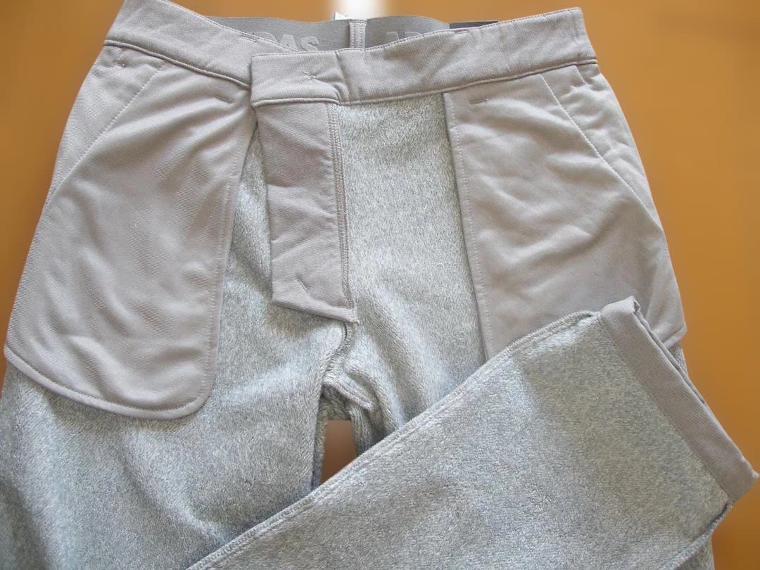 み*︎様 アディダス ゴルフ ストレッチ裏起毛保温パンツ 防水 GRY 92㎝