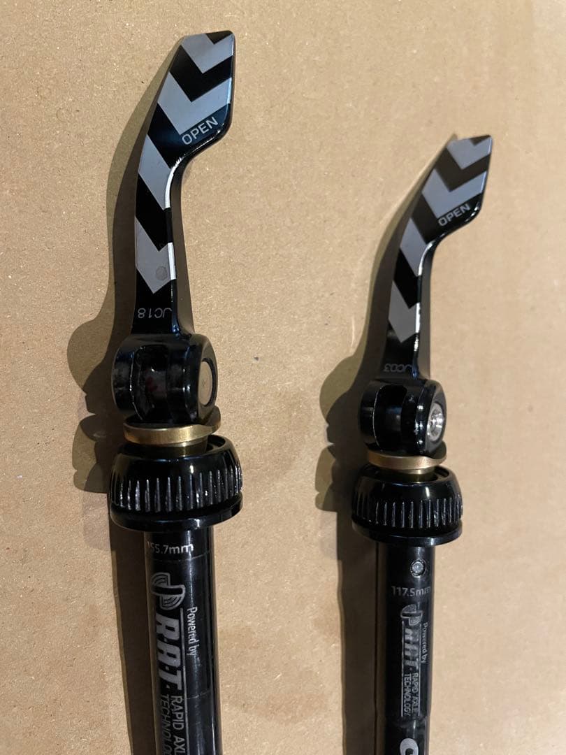 サーヴェロ　R.Ａ.T スルーアクスル　セット　　CERVERO