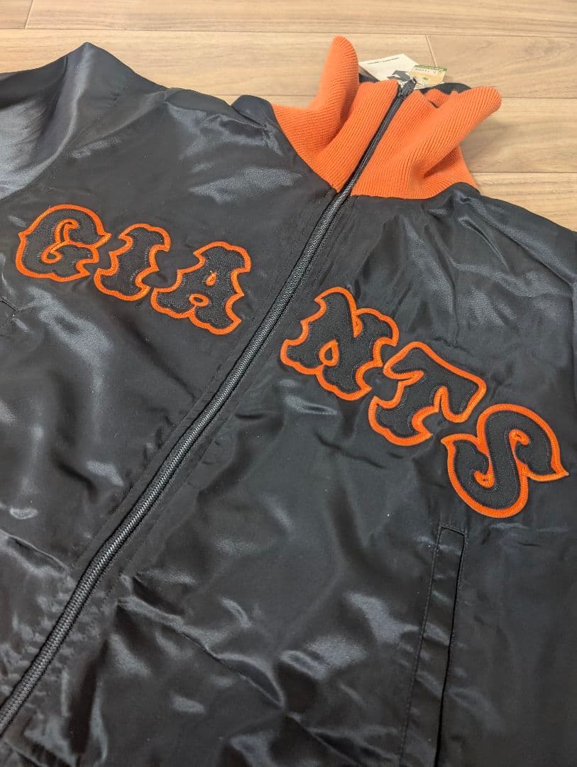 【最終価格】【希少】【未使用】GIANTSジャンパー １９８８年以前 昭和レトロ