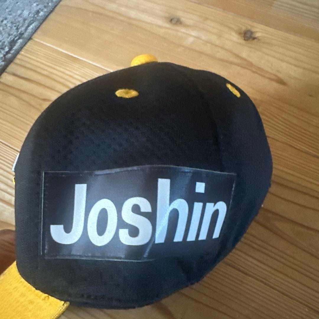 野球帽 黒と黄色 Joshin サイン入り