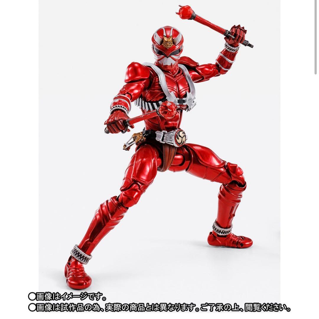 ✨新品未使用✨真骨頂 SH.Figuarts 仮面ライダー響 紅