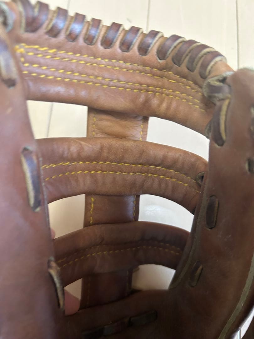 レザー製ブラウン野球グローブ 右投げ用