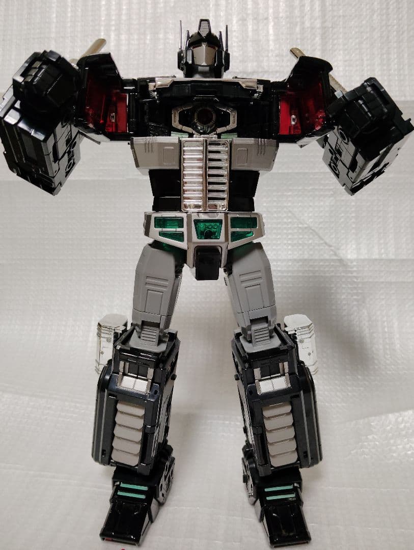 トランスフォーマー　非正規品　マスターピースオーバーサイズ　オプティマスプライム