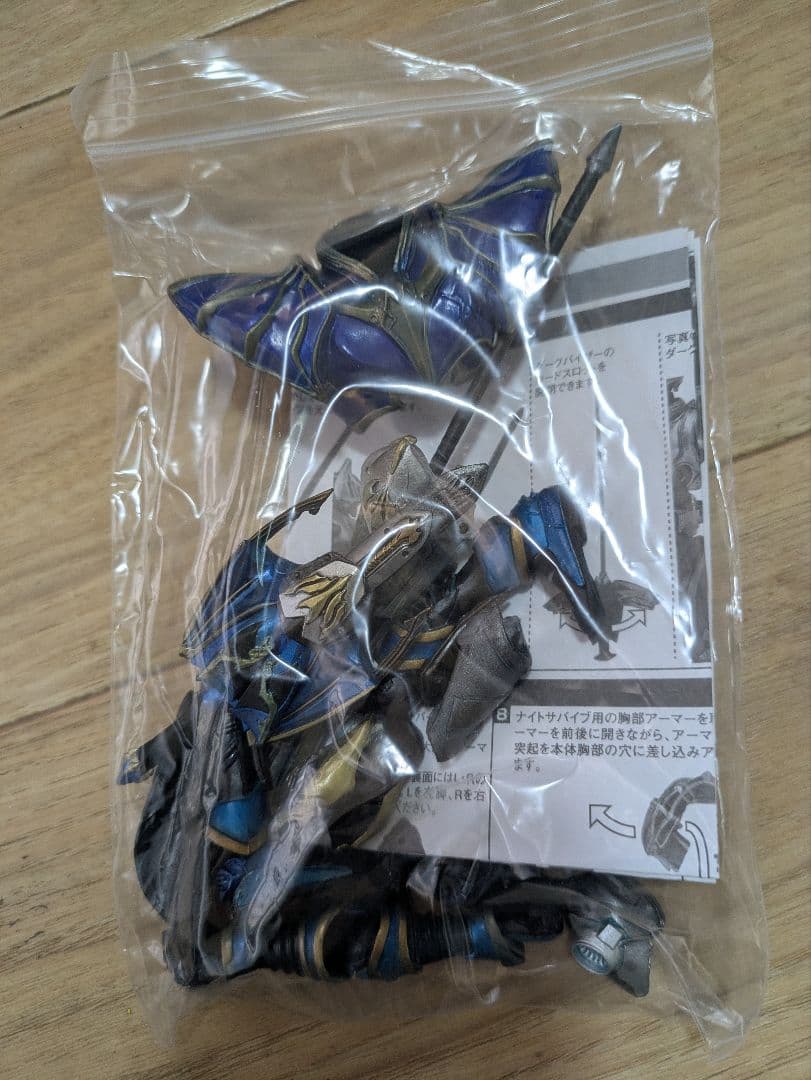 SIC仮面ライダー 龍騎パーツセット胸部アーマー追加しました。