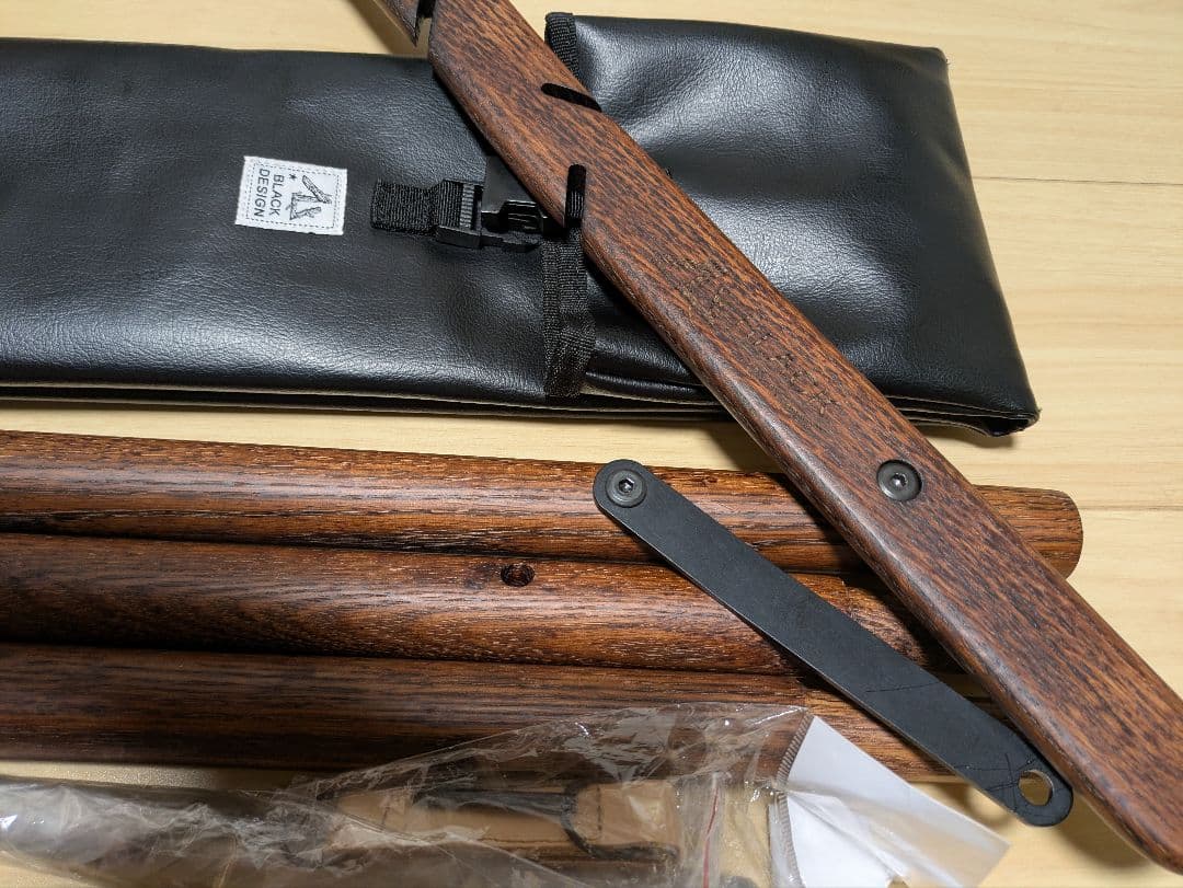 【新品同様、未使用品】ブラックデザイン　シダレザクラ
