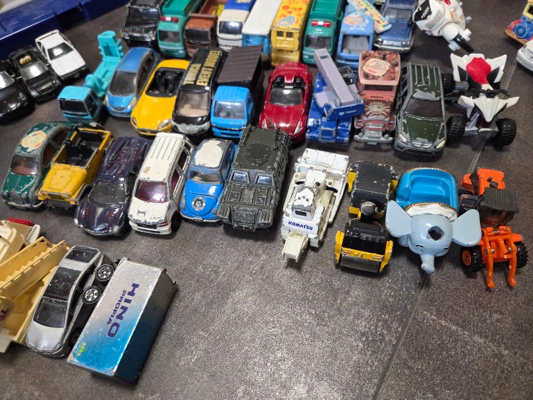 トミカ 80台以上　まとめ売り　レトロ　ロングトミカ ENEOSガソリンスタンド