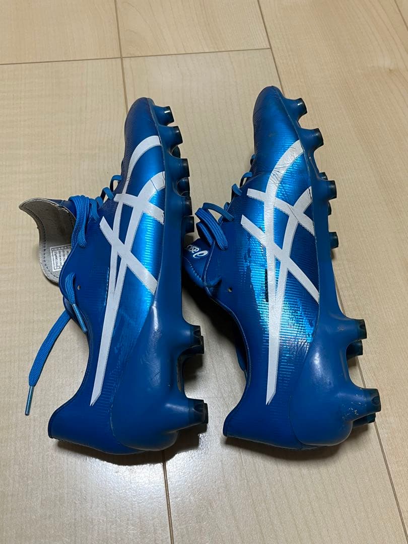 アシックス　サッカースパイク　26.0CM 非売品