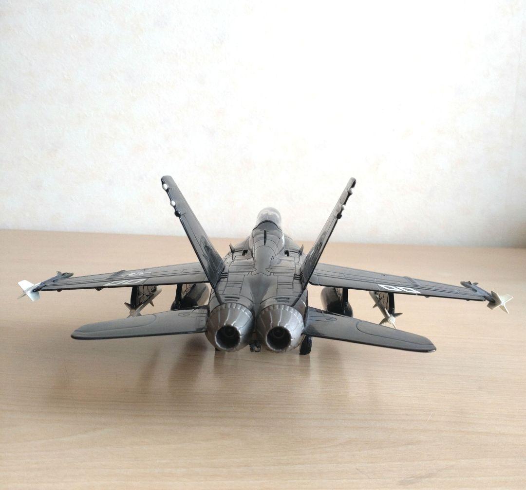 HORNET F-18 　トップガン　ホーネット