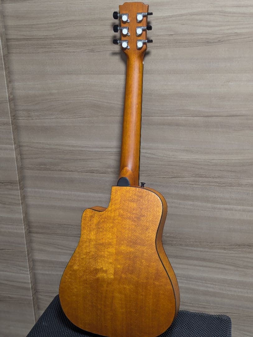 Traveler Guitar CS-10 ミニギター イングルマンスプルース
