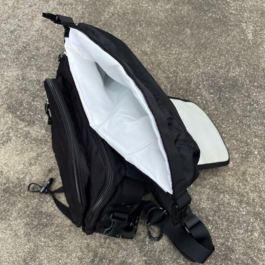 良品 kriegaクリーガ 防水 SLING PRO メッセンジャー バッグ