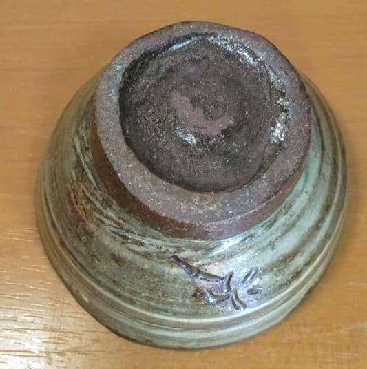 人間国宝 金城次郎 壷屋焼 ぐい呑(魚紋) 栞 共箱 美品 壺屋焼 やちむん