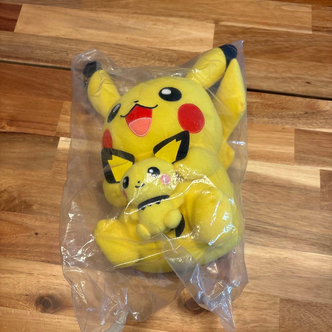 ピカチュウ ぬいぐるみ マスコット マグカップ イヤーマフ まとめ売り 10点