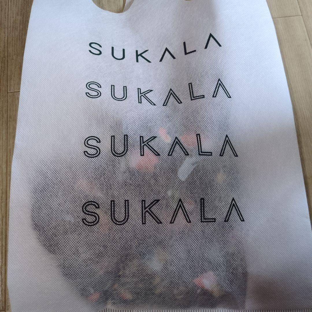 SUKALA　ローズプリントブラトップ　新作　送料無料　М　ブラック