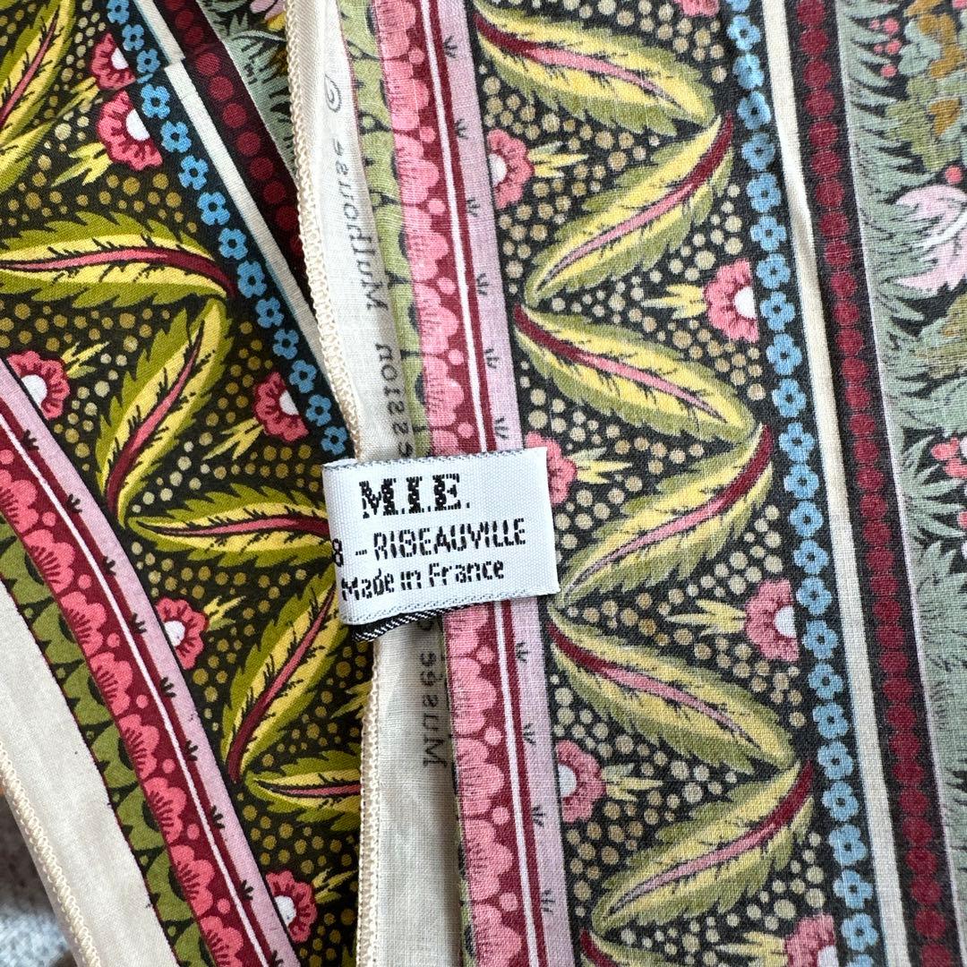 Beauville ボーヴィレ　フランス製　テーブルクロス　100㎝角