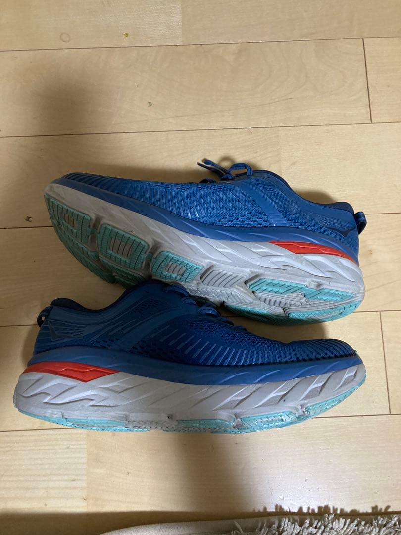 スパイク・シューズ HOKA ONE ONE BONDI7