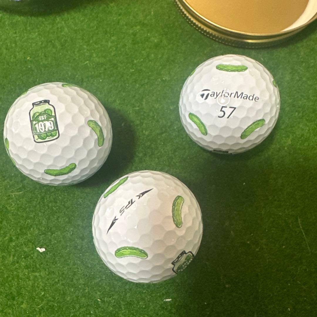 TaylorMade TP5 pix 限定品　ゴルフボール 12個入り