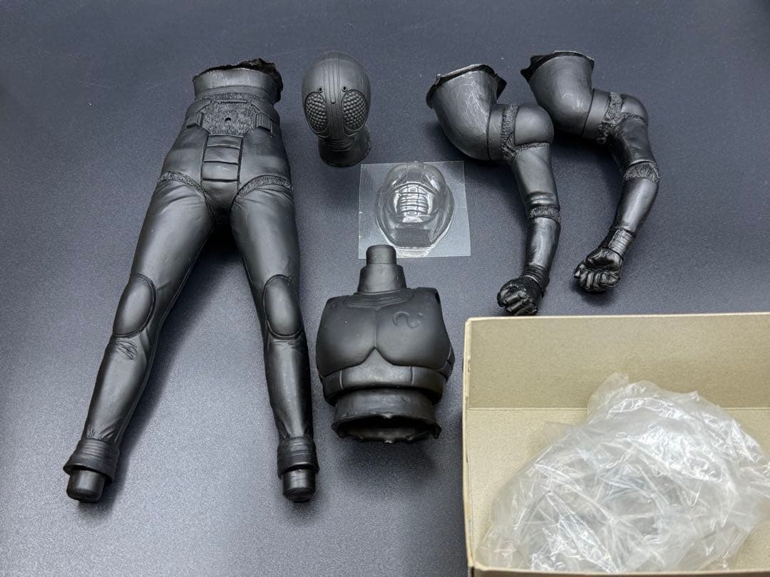 【絶版未組立】B-CLUB 1/6 仮面ライダーブラック ソフビ ガレージキット