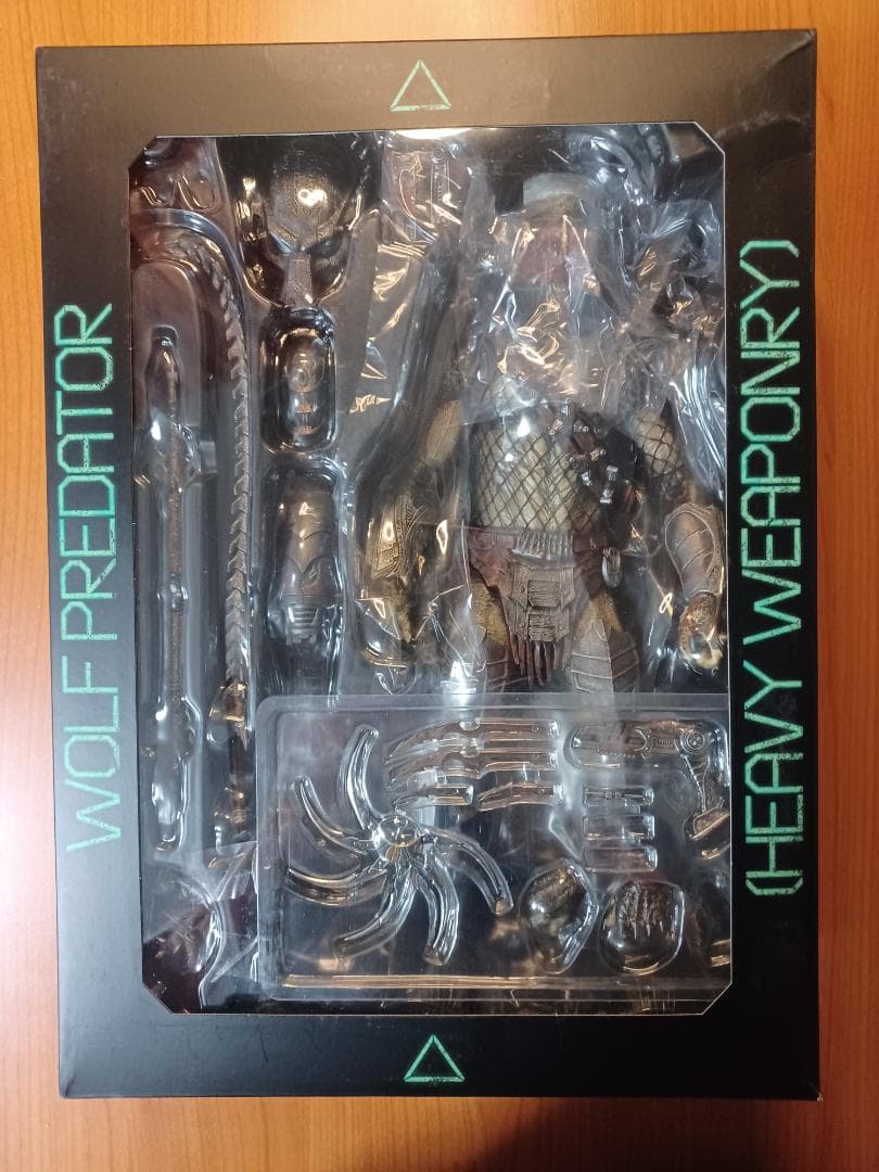 【未使用】ウルフプレデター ホットトイズ 重装備版 AVP 本体美品
