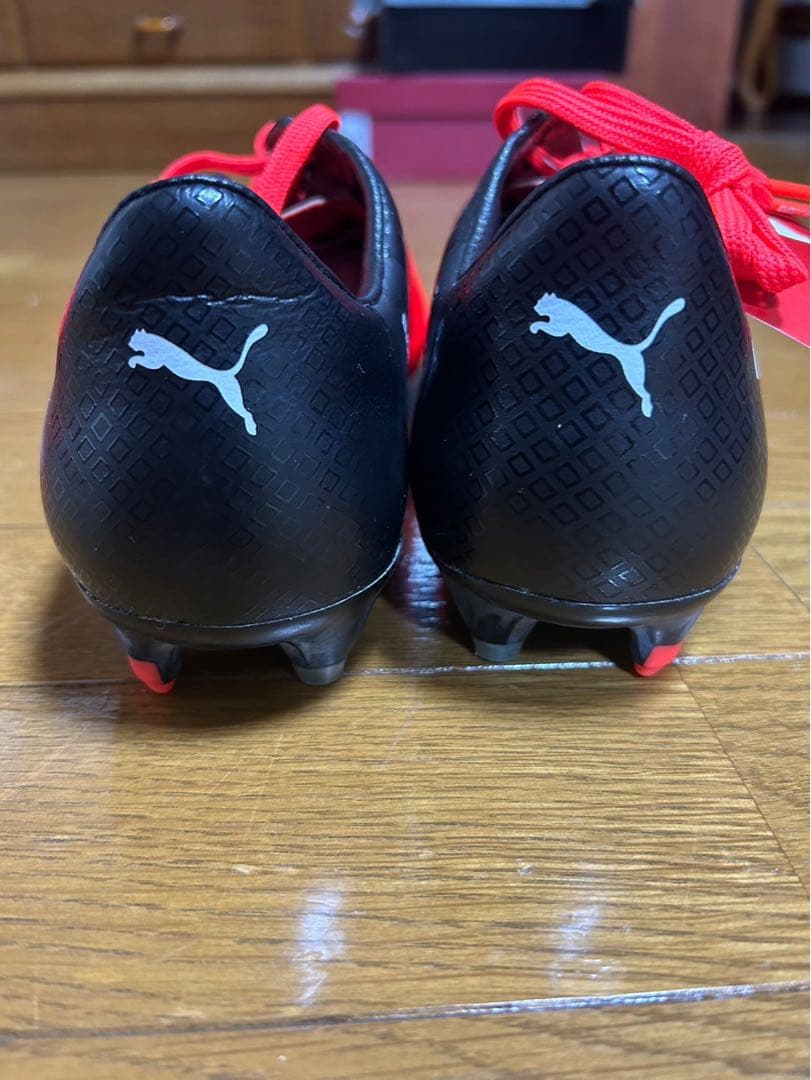 PUMA サッカースパイク　エヴォパワー