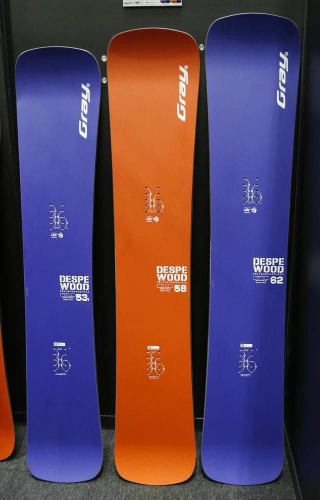 新品 25-26 GRAY DESPERADO 158サイズ ORANGE