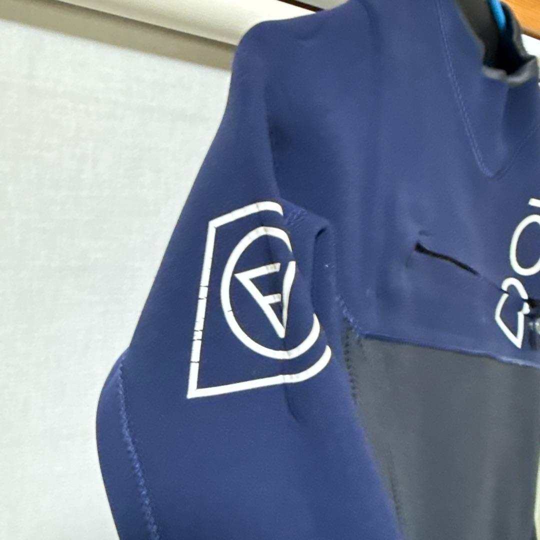 DOVE ウェットスーツ ネイビー＆ブルー 2mm ロンスプ