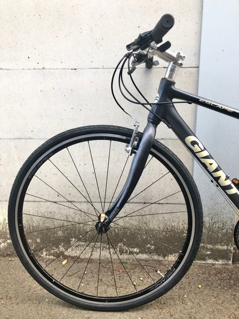 【美品・整備済】GIANT ESCAPE R3 24速 クロスバイク CT430