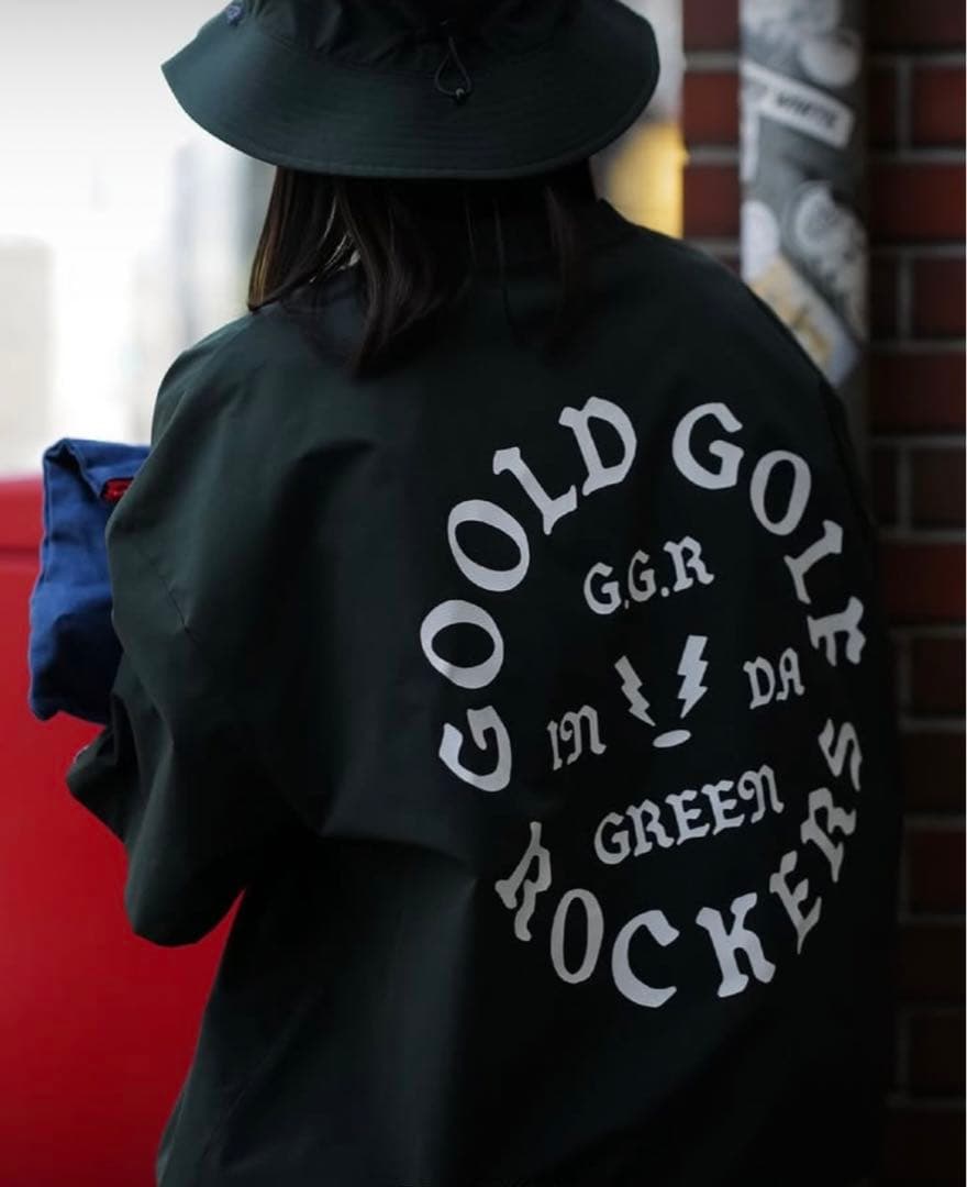 ナイロンdrow fitシャツ　ダークグリーン　Ｌ　新品