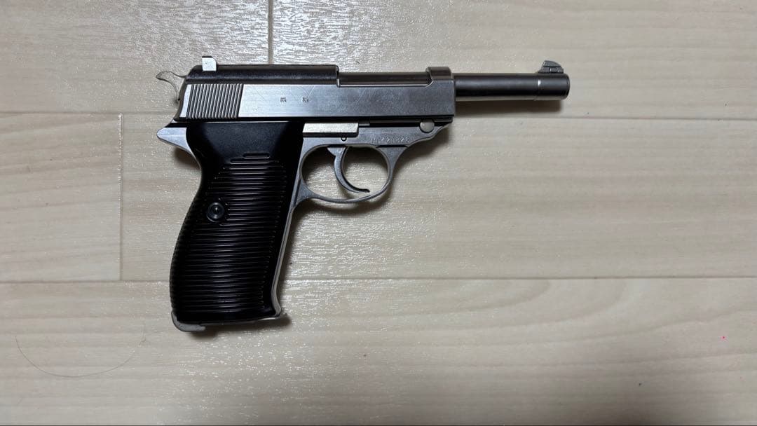 P38 ガスガン シルバー