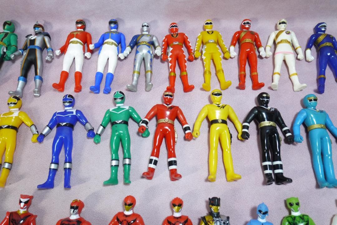 スーパー戦隊シリーズ　ミニソフビ　90体